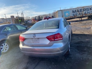 VOLKSWAGEN PASSAT SE 2013